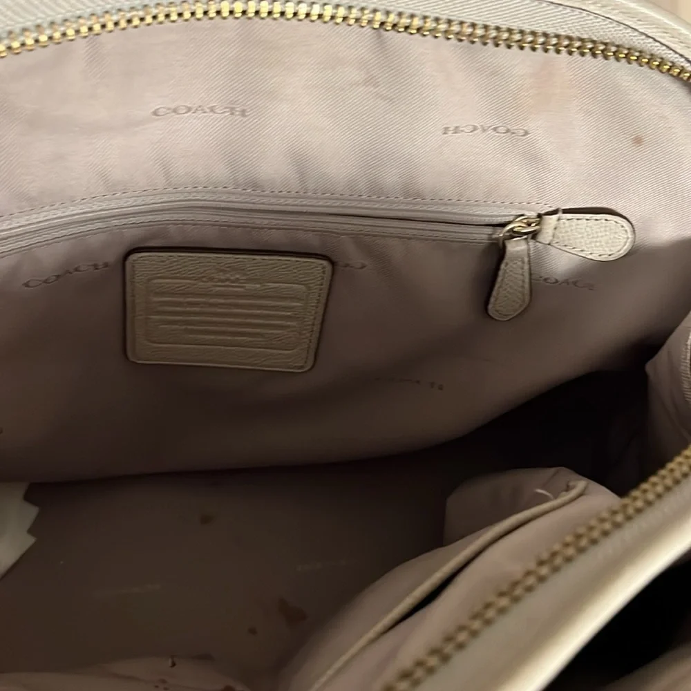 Coach - you know coach is about quality. - Picture 3 of 3
